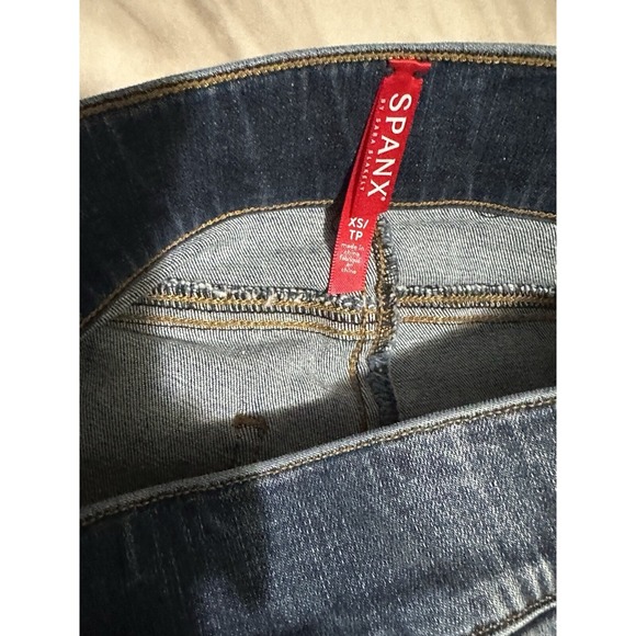 Spanx Distressed Denim Jeans Size XS - Picture 3 of 7